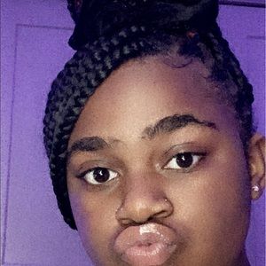 Meet your Posher, Johnkevia